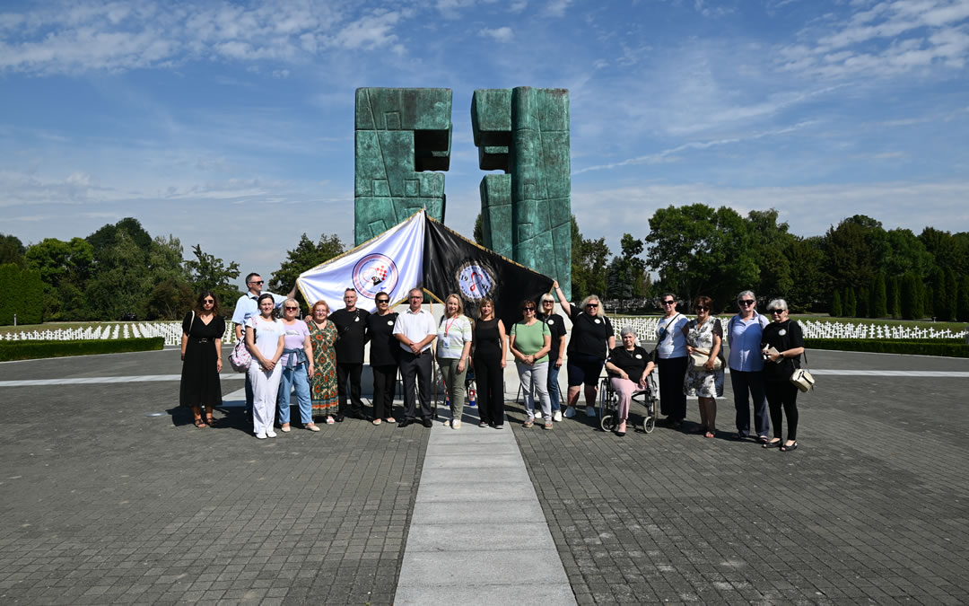 1.konferencija udruge pod nazivom “Domovinski rat temelj budućnosti- Vukovar 2023“