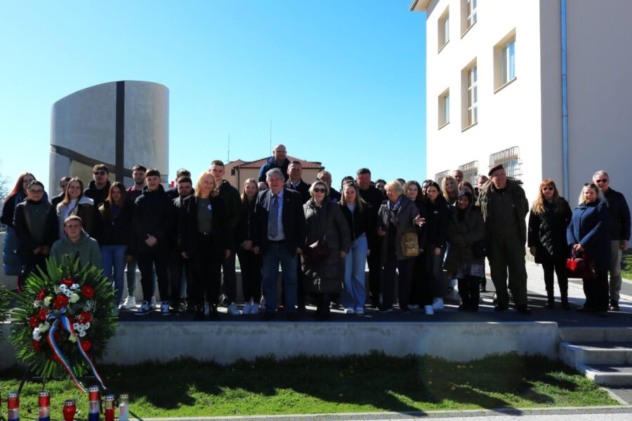 ambasadori_naslovna