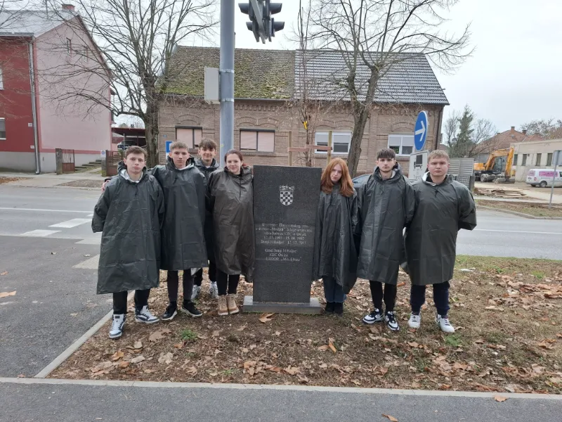 591629105_1364445485467665_650980169506897704_n